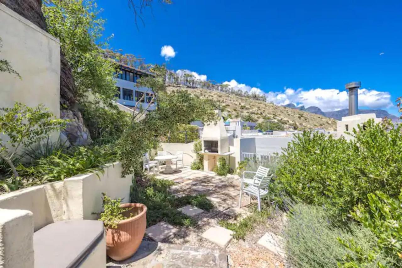 Holiday home Quaint In Clifton *